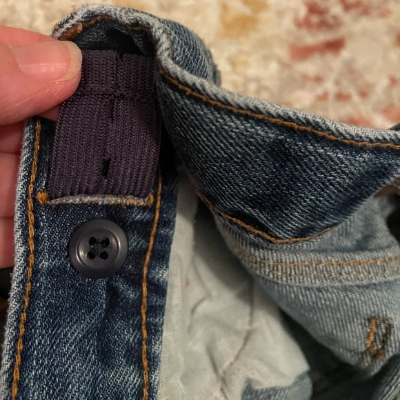 Oshkosh Toddlers 4T Denim Shorts with cuff. Excellent condition. - Picture 4 of 6